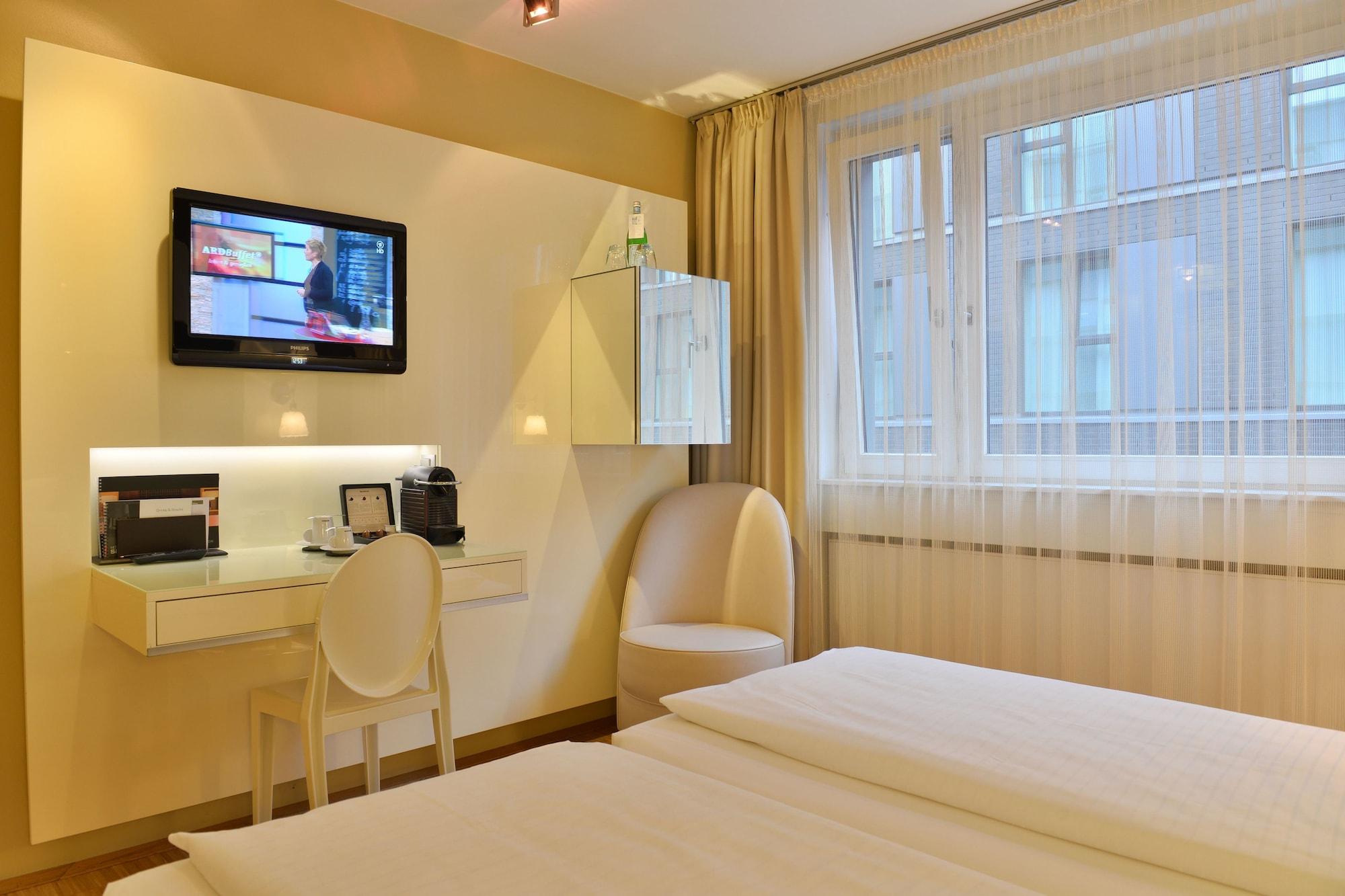 Hotel Santo Cologne Exterior photo