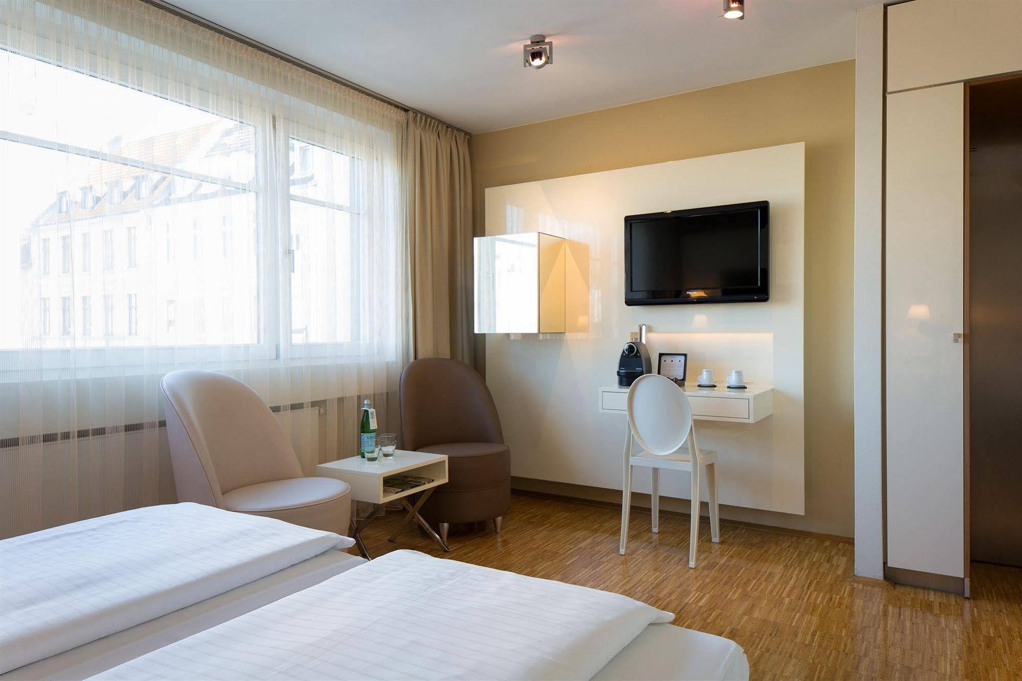 Hotel Santo Cologne Exterior photo